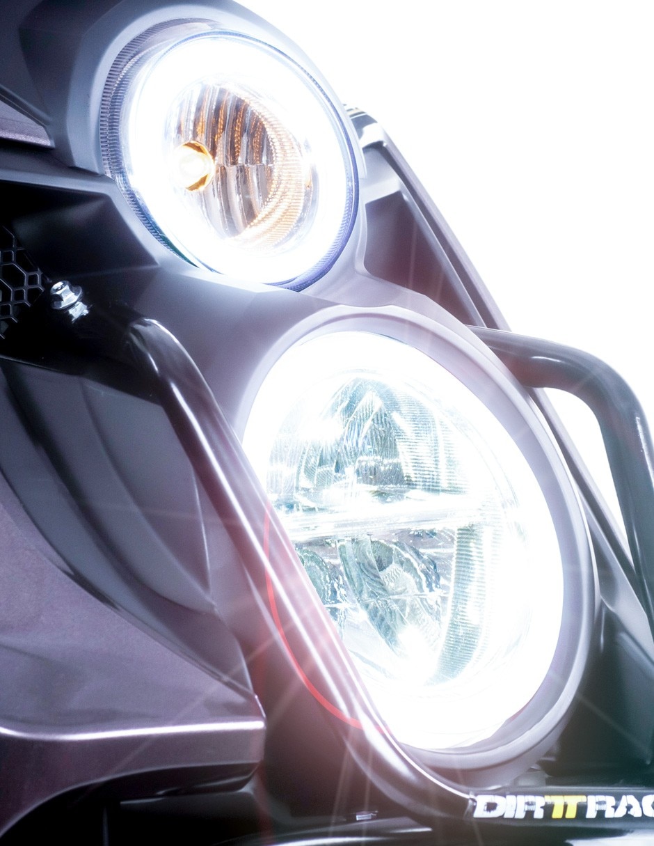 Motoneta Carabela Coyote Titanio 150cc 2026