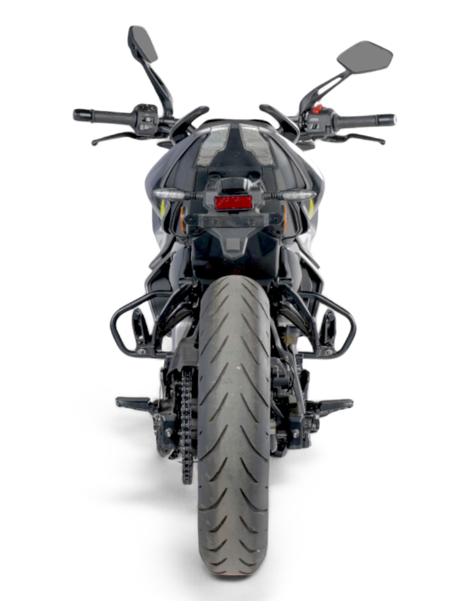 Motocicleta deportiva bajaj 2026
