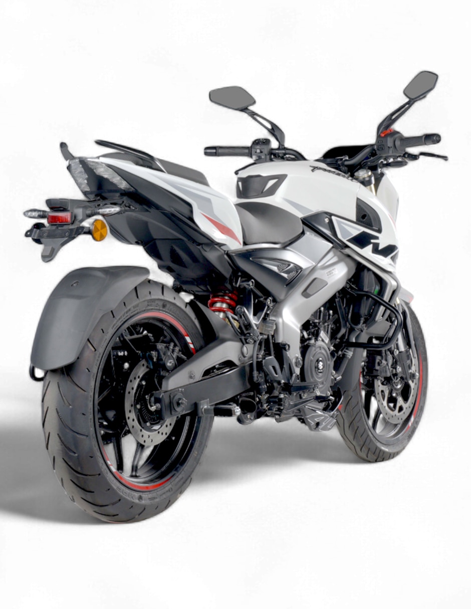 Motocicleta deportiva Bajaj 2026