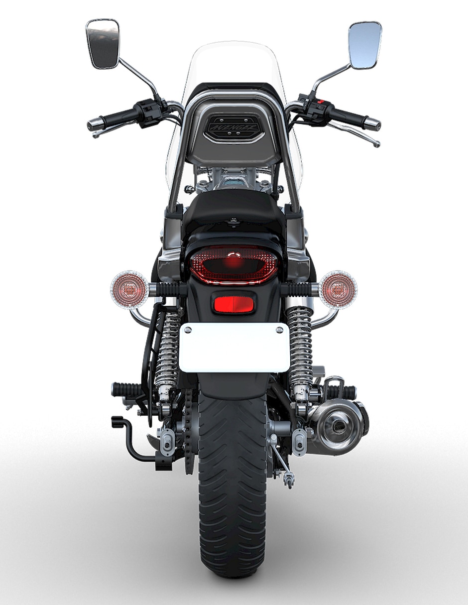 Motocicleta chopper Bajaj 2026