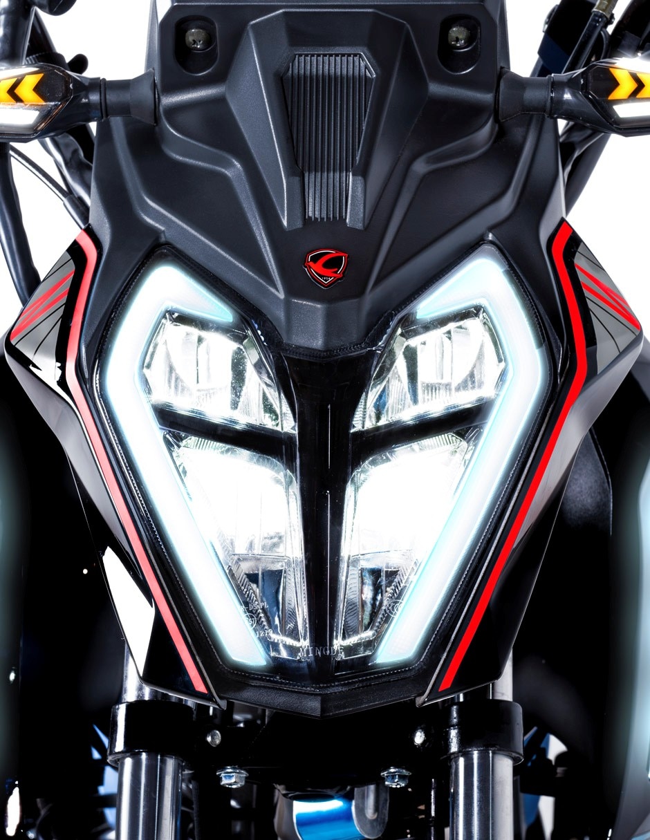 Motocicleta urbana Kronos Revolution Tita 2027 2