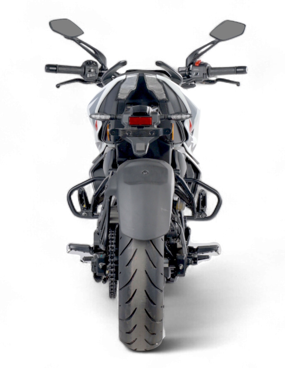 Motocicleta deportiva Pulsar NS400z UG Pe 26 2026 6